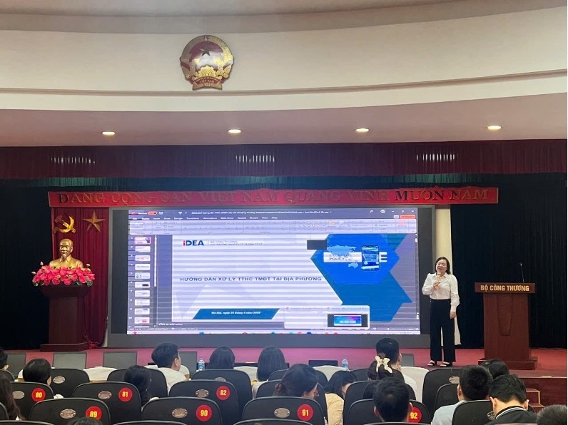 Các diễn giả trình bày tại Okvip69 Đăng ký cá cược