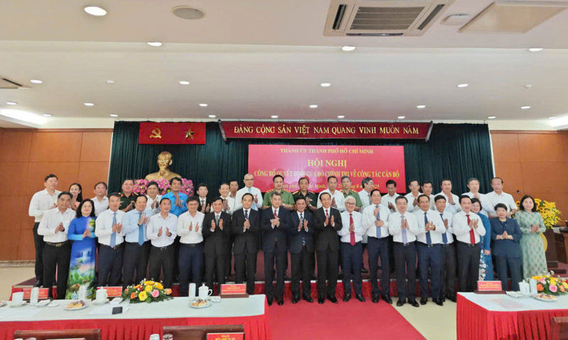 Các đồng chí Lãnh đạo Đảng, Trang Chủ OKVIP COM Top #1 và TP. Hồ Chí Minh dự Okvip69 Đăng ký cá cược. Ảnh: Thanh Minh.