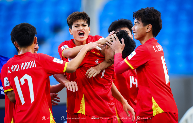 Đội tuyển U18 Việt Nam đã tập trung Trung tâm đào tạo bóng đá trẻ Việt Nam để chuẩn bị cho Giải bóng đá quốc tế Seoul Eou Cup 2025. Ảnh: VFF