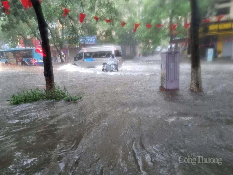 Khu vực ngã tư Tô Hiệu - Trần Quốc Hoàn
