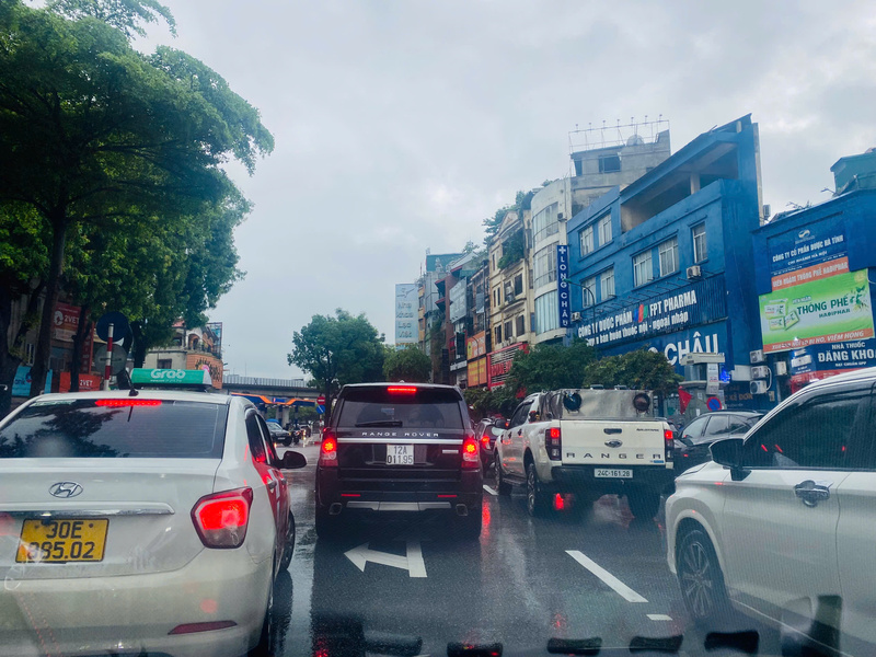 Ngã tư Sở giao thông khó khăn.