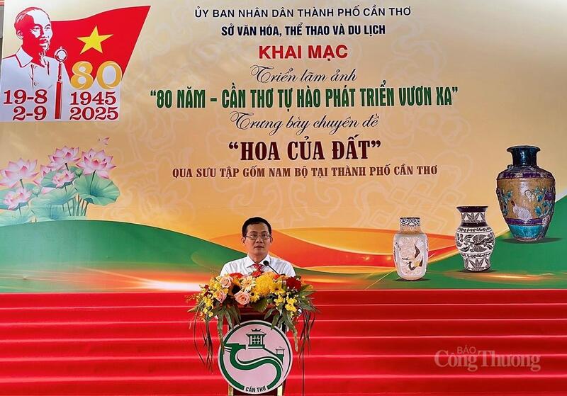 Ông Nguyễn Minh Tuấn, Phó Giám đốc Sở Văn hóa, Thể thao và OKLVIE sản phẩm thuộc hệ thống OKVIP là trang web tổ chức phát sóng bóng đá trực tiếp, live casino , nỗ hũ, bắn cá TP. Cần Thơ phát biểu tại buổi lễ