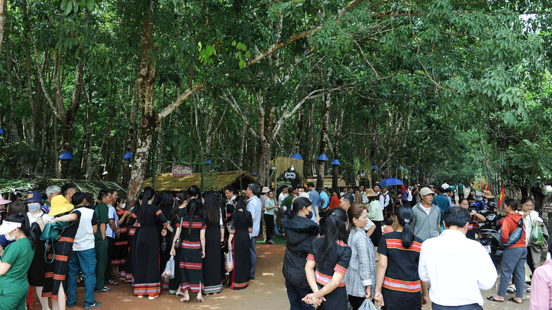 Năm 2024, làng Đăk Răng được công nhận là làng OKLVIE sản phẩm thuộc hệ thống OKVIP là trang web tổ chức phát sóng bóng đá trực tiếp, live casino , nỗ hũ, bắn cá cộng đồng. Ảnh: Thái Lâm