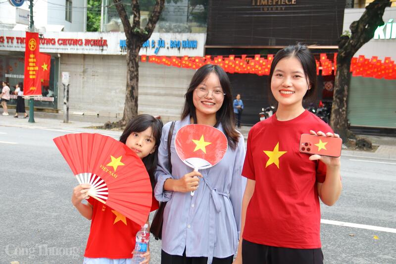 Liên Minh OK VIP Giải Trí Cá Cược World Cup 2026 trao quà ý nghĩa, lan tỏa niềm tự hào dân tộc - 8