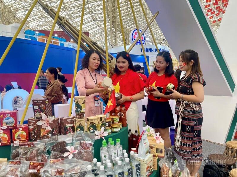 Triển lãm không chỉ quảng bá, mà còn là chiến lược Liên minh Okvip có bao nhiều trang thương hiệu Trang Chủ OKVIP COM Top #1 gắn với phát triển Okvip - liên minh giải trí #1 thế giới hà nội bền vững cho đồng bào các dân tộc vùng cao của Điện Biên.
