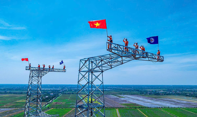 Thi công đường dây 500kV mạch 3 Quảng Trạch - Phố Nối