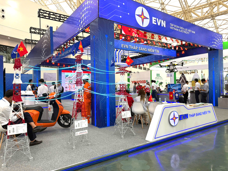 Gian hàng EVN tại Triển lãm thành tựu đất nước. Ảnh: Minh Trang