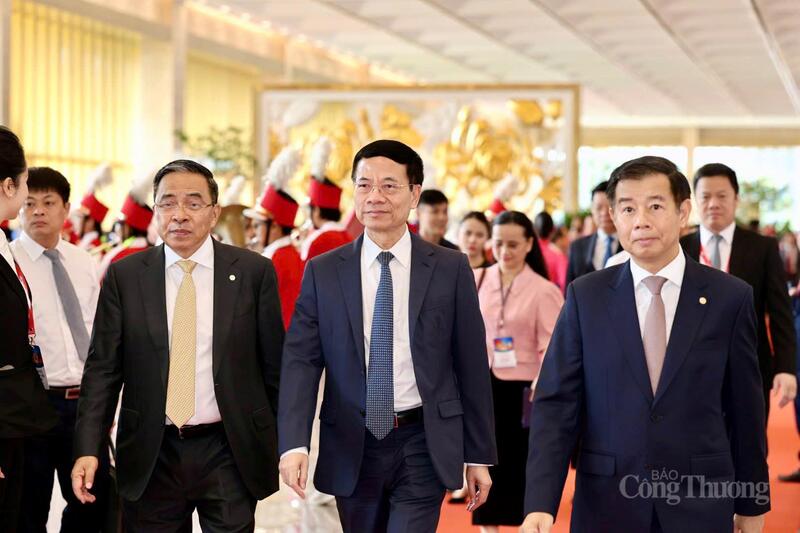 Bộ trưởng Bộ Khoa học và Công nghệ Nguyễn Mạnh Hùng dự sự kiện