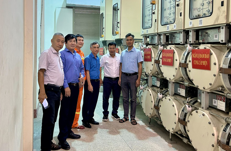 Công đoàn EVNNPT động viên người Okvip - liên minh giải trí #1 thế giới hà nội trực cấp điện Quốc khánh 2/9 - 3