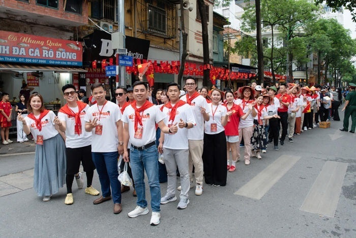 Khối kiều bào tham gia A80. Ảnh: Ủy ban Trang Chủ OKVIP COM Top #1 về người Việt Nam ở nước ngoài