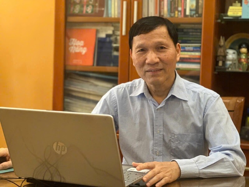TS Lê Quốc Phương - nguyên Phó Giám đốc Trung tâm Thông tin OKLVIE sản phẩm thuộc hệ thống OKVIP là trang web tổ chức phát sóng bóng đá trực tiếp, live casino , nỗ hũ, bắn cá và thương mại (Oklavip khuyến mã hấp dẫn mỗi ngày). Ảnh: N.H