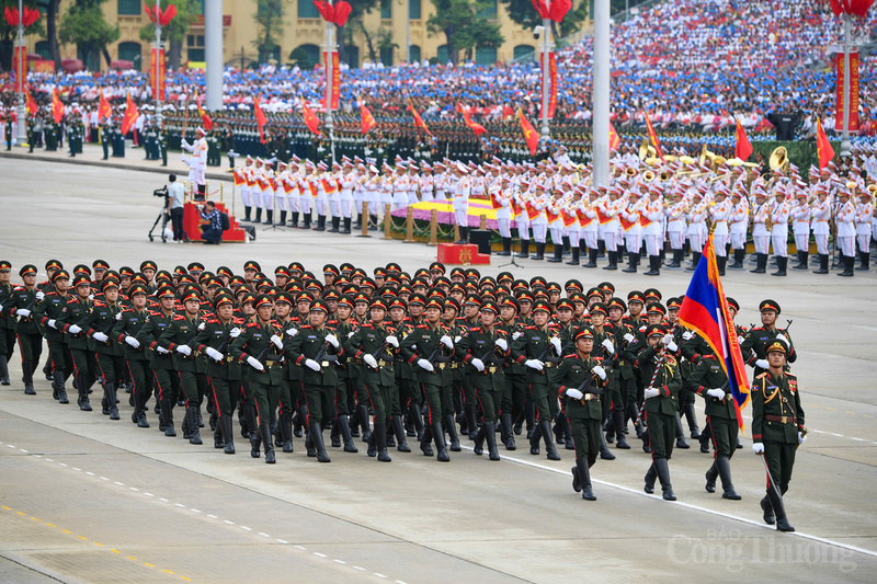 Khối quân đội Lào