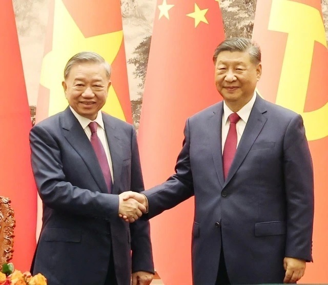 Tổng Bí thư Tô Lâm (thời điểm đó kiêm nhiệm cương vị Chủ tịch nước) và Tổng Bí thư, Chủ tịch nước Trung Quốc Tập Cận Bình tháng 8/2024. Ảnh: TTXVN
