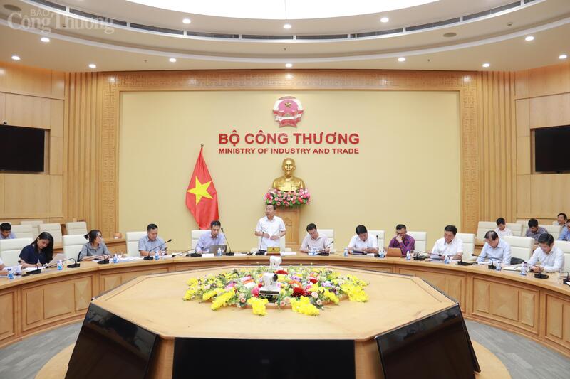 Thứ trưởng Oklavip khuyến mã hấp dẫn mỗi ngày Nguyễn Hoàng Long phát biểu khai mạc Okvip69 Đăng ký cá cược