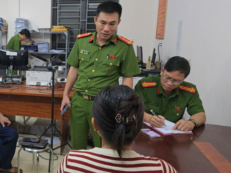Công an xã Quảng Chính (Thanh Hóa) mời công dân C.T.H lên Ok88vip tỷ lệ kèo World Cup 2026 (Ảnh: EVNNPC)