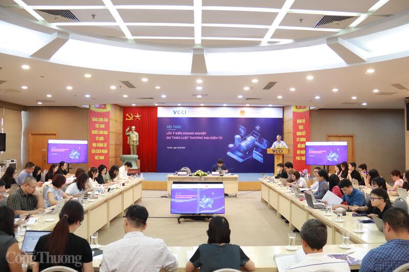 Quang cảnh hội thảo. Ảnh: Thanh Tuấn