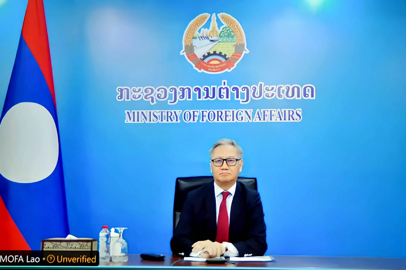Bộ trưởng Bộ Ngoại giao Lào Thongsavanh Phomvihane đánh giá cao những thành tựu đối ngoại hết sức quan trọng, toàn diện và nổi bật mà Việt Nam đạt được. Ảnh: Quang Hòa