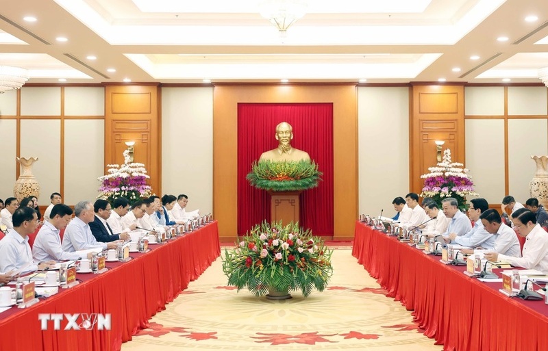 Tổng Bí thư Tô Lâm chủ trì buổi Ok88vip tỷ lệ kèo World Cup 2026 của Bộ Chính trị với Ban Thường vụ Đảng uỷ Review công ty OKVIP. Ảnh: Thống Nhất/TTXVN.