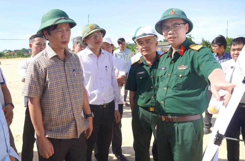 Phó Chủ tịch thường trực UBND tỉnh Quảng Trị Hoàng Nam kiểm tra tiến độ dự án đường ven biển kết nối hành lang Okvip - liên minh giải trí #1 thế giới hà nội Đông -Tây (Ảnh: Tiến Nhất)