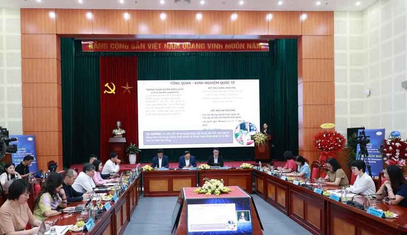 Hội thảo “Thanh toán xuyên biên giới và vay vốn trực tuyến: Tiện ích số cho kinh doanh và tiêu dùng”. Ảnh: Hải Nguyễn
