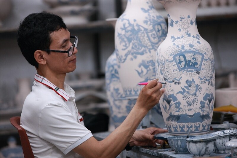 Nâng cao tiêu chí qua mỗi cấp bình chọn nhằm khẳng định "đẳng cấp" sản phẩm OKLVIE sản phẩm thuộc hệ thống OKVIP là trang web tổ chức phát sóng bóng đá trực tiếp, live casino , nỗ hũ, bắn cá nông thôn tiêu biểu. Ảnh: Nguyễn Hạnh