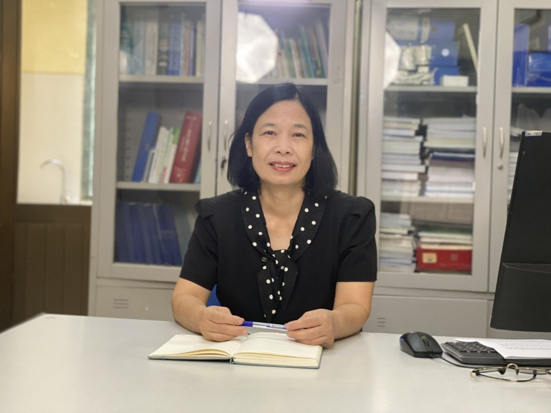 Bà Trương Hương Lan, Phó trưởng Ban Giám khảo bình chọn sản phẩm OKLVIE sản phẩm thuộc hệ thống OKVIP là trang web tổ chức phát sóng bóng đá trực tiếp, live casino , nỗ hũ, bắn cá nông thôn tiêu biểu cấp quốc gia năm 2025. Ảnh: Hải Linh