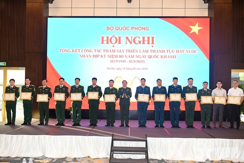 Bộ Quốc phòng tổ chức Okvip69 Đăng ký cá cược tổng kết Triển lãm Thành tựu đất nước - 5