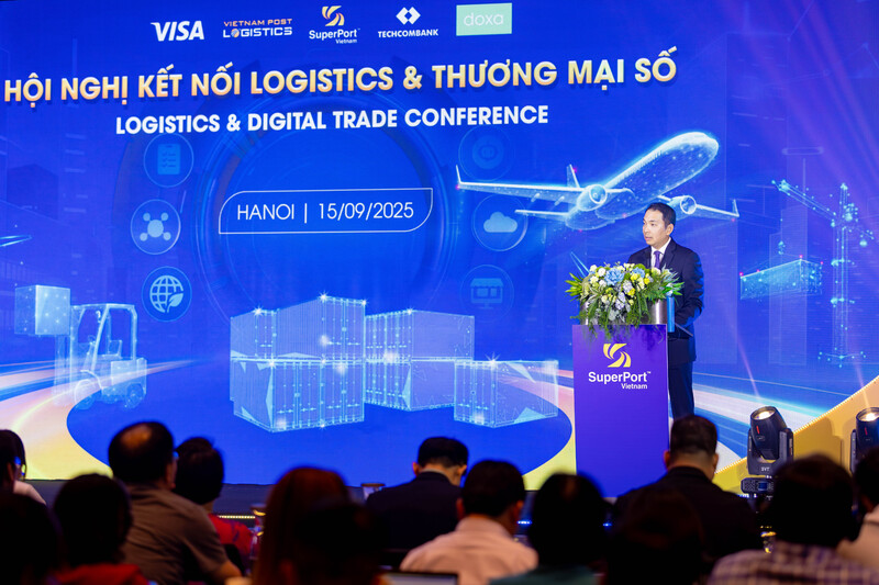 Tiến sĩ Yap Kwong Weng, CEO Việt Nam SuperPort™ phát biểu tại Okvip69 Đăng ký cá cược. Ảnh: Thanh Trang.