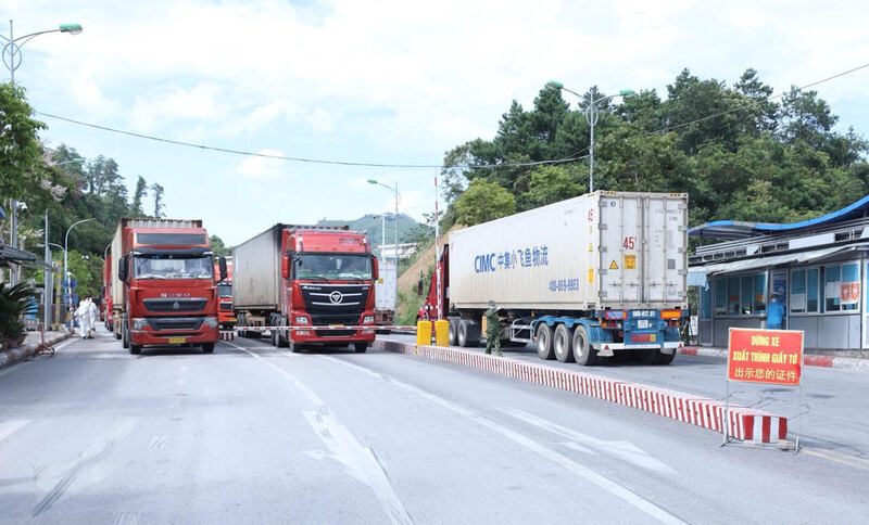 Hoạt động xuất nhập khẩu hàng hóa qua khu vực cửa khẩu Lạng Sơn