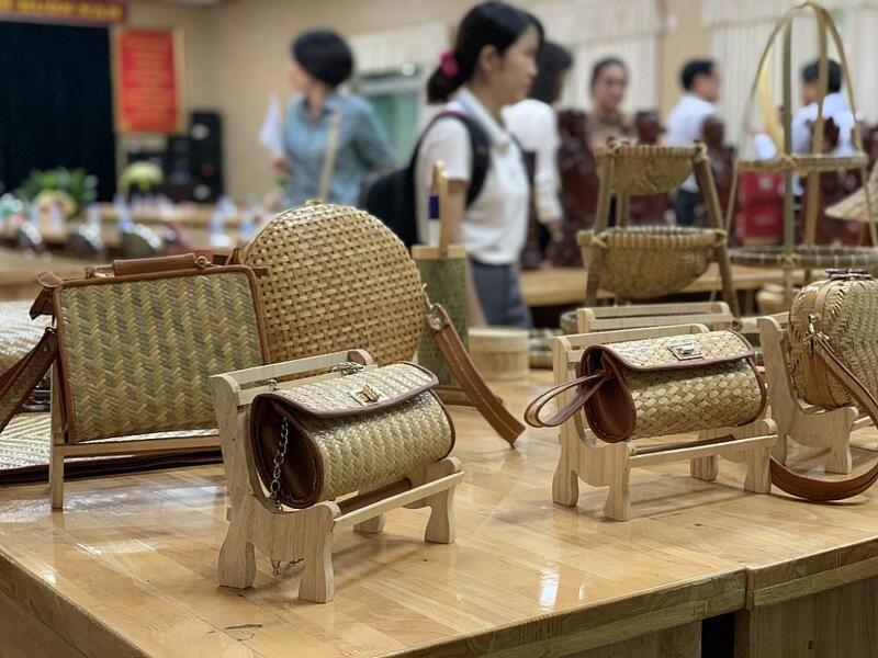 Sản phẩm thủ công mỹ nghệ nhóm mây, tre, cói, thảm 8 tháng năm 2025 thu về 574 triệu USD.