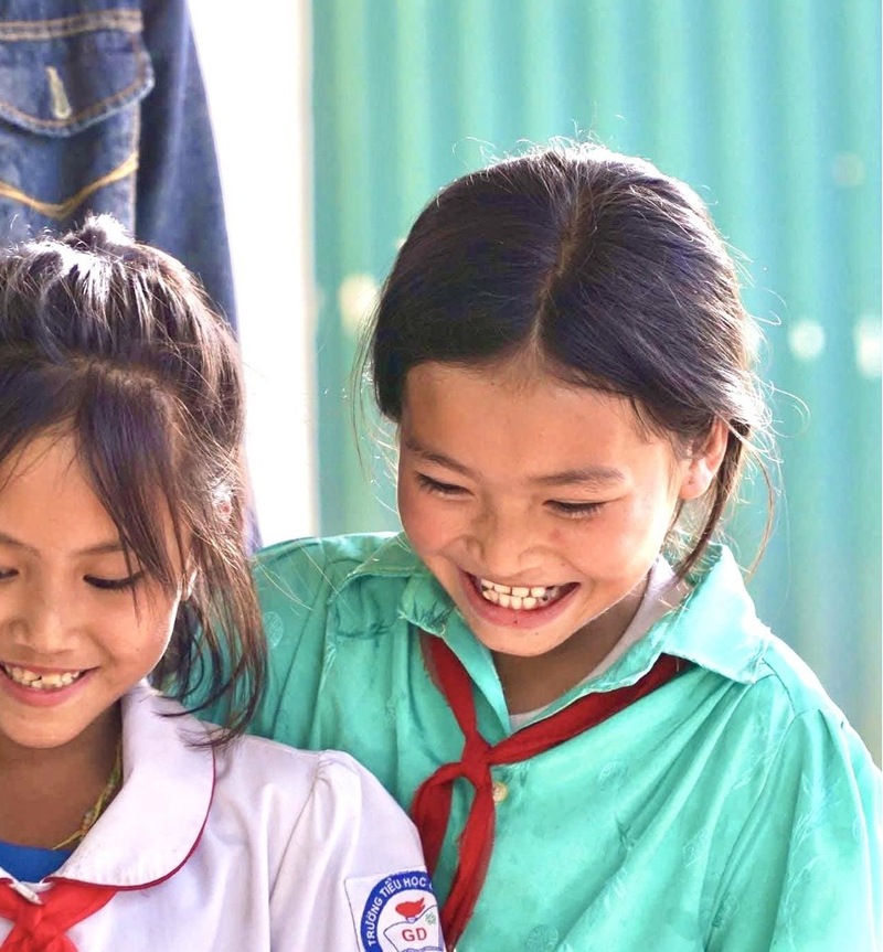 Hình ảnh trong hoạt động thiện nguyện của D Free Book