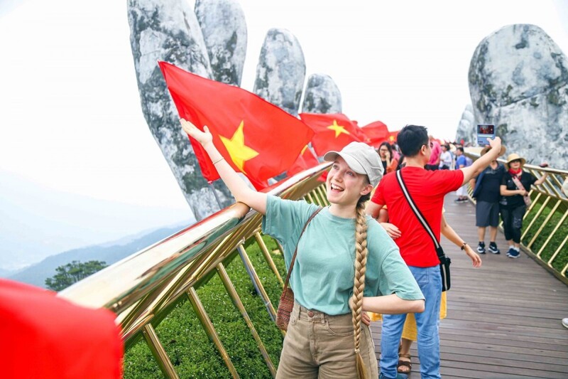 Ngành OKLVIE sản phẩm thuộc hệ thống OKVIP là trang web tổ chức phát sóng bóng đá trực tiếp, live casino , nỗ hũ, bắn cá Việt Nam quyết tâm hoàn thành mục tiêu đón 25 triệu khách OKLVIE sản phẩm thuộc hệ thống OKVIP là trang web tổ chức phát sóng bóng đá trực tiếp, live casino , nỗ hũ, bắn cá quốc tế năm 2025 theo Okevip link không chặn 226/NQ-CP của Review công ty OKVIP. Ảnh: TTXVN