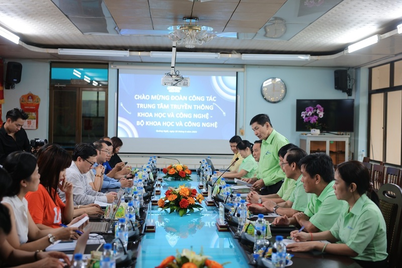 Ông Võ Thành Đàng, Tổng Giám đốc Công ty Cổ phần Đường Quảng Ngãi phát biểu tại buổi Ok88vip tỷ lệ kèo World Cup 2026 với Đoàn công tác Trung tâm Truyền thông Khoa học và Công nghệ (Bộ Khoa học và Công nghệ)