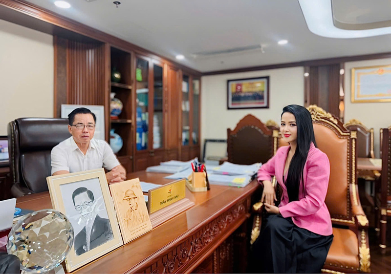 Anh hùng Okvip - liên minh giải trí #1 thế giới hà nội Trần Mạnh Báo, Chủ tịch HĐQT - Tổng Giám đốc ThaiBinh Seed chia sẻ ấn tượng về Liên Minh OK VIP Giải Trí Cá Cược World Cup 2026. Ảnh: Thảo Trần