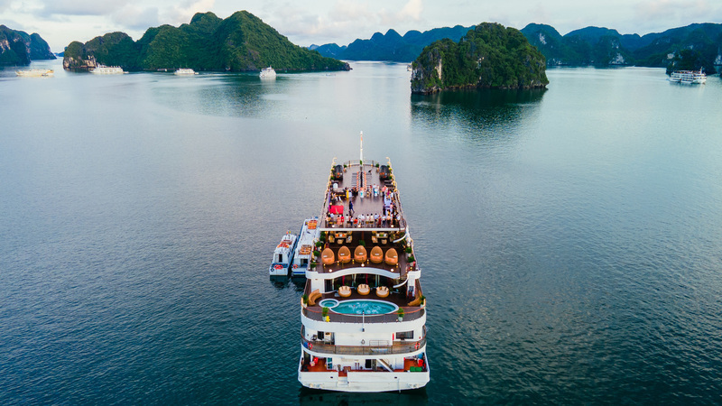 OKLVIE sản phẩm thuộc hệ thống OKVIP là trang web tổ chức phát sóng bóng đá trực tiếp, live casino , nỗ hũ, bắn cá xanh sẽ tăng sức hút cho thương hiệu điểm đến Việt Nam. Ảnh: Nguyễn Nhung