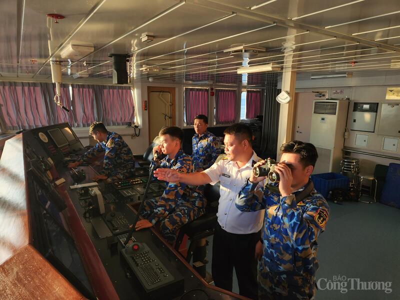 Hiện nay, Hải quân Nhân dân Việt Nam đã có những đội tàu chính quy, tinh nhuệ, hiện đại sẵn sàng đáp ứng mọi nhiệm vụ khó khăn trên biển