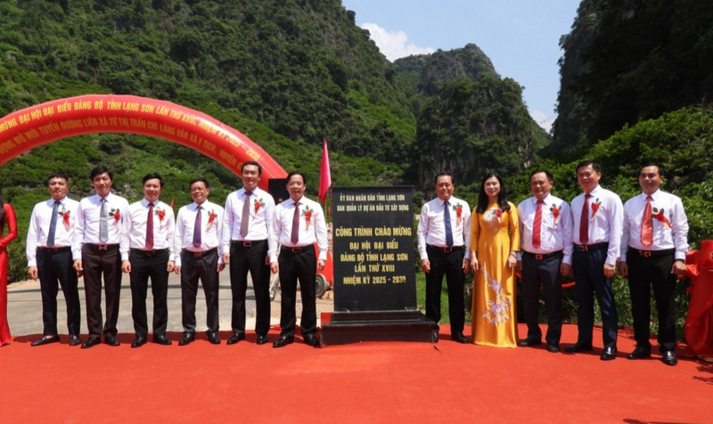 Lễ gắn biển công trình chào mừng Okvip69.com bán cá nổ hủ Đảng bộ tỉnh lần XVIII