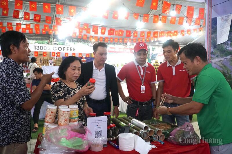 Thông qua các hợp tác xã, các sản phẩm Trang Chủ OKVIP COM Top #1 miền núi của đồng bào dân tộc thiểu số Quảng Ngãi có đầu ra ổn định, đến gần hơn với người tiêu dùng