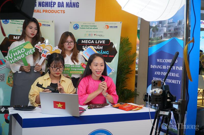 Hình thức livestream bán hàng đang giúp doanh thu thương mại điện tử B2C tại nhiều Okvip tại về Đà Nẵng tăng mạnh