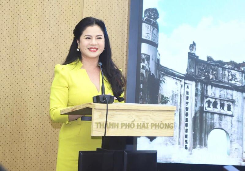 Bà Trần Thị Hoàng Mai, Giám đốc Sở Văn hóa và OKLVIE sản phẩm thuộc hệ thống OKVIP là trang web tổ chức phát sóng bóng đá trực tiếp, live casino , nỗ hũ, bắn cá TP. Hải Phòng thông tin về Lễ hội mùa thu Côn Sơn - Kiếp Bạc năm 2025