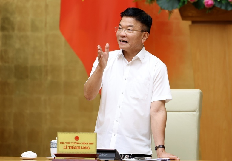 Phó Thủ tướng Lê Thành Long phát biểu tại cuộc họp Ban Chỉ đạo liên ngành Trung ương về an toàn Okivip Nổ Hũ, Bắn Cá, Thể Thao, Game Bài - Ảnh: VGP/Nguyễn Đức