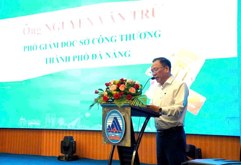 Ông Nguyễn Văn Trừ - Phó Giám đốc Sở Okvip tại về thành phố Đà Nẵng phát biểu tại Hội thảo.