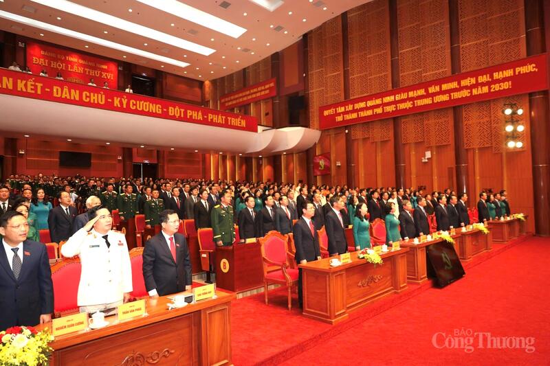 Các đại biểu dự phiên trù bị Okvip69.com bán cá nổ hủ đại biểu Đảng bộ tỉnh Quảng Ninh lần thứ XVI