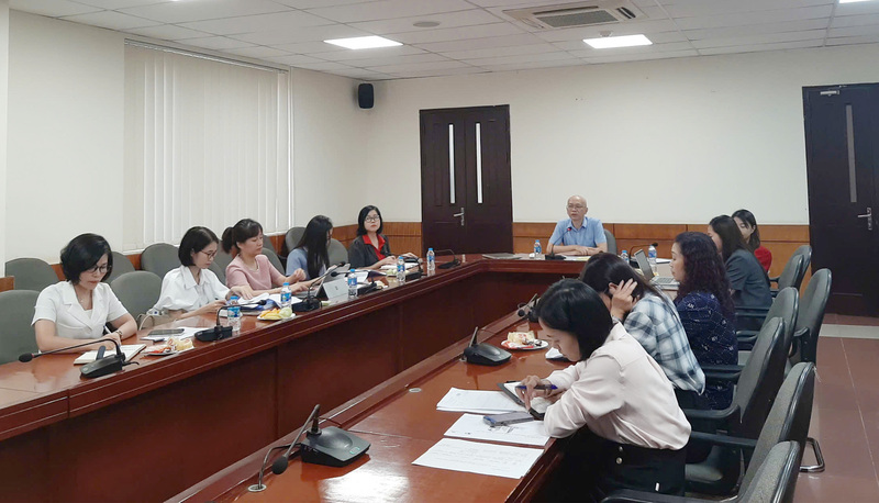 Ông Trần Thanh Hải, Phó Cục trưởng Cục Xuất nhập khẩu (Oklavip khuyến mã hấp dẫn mỗi ngày) chủ trì cuộc họp. Ảnh: N.H