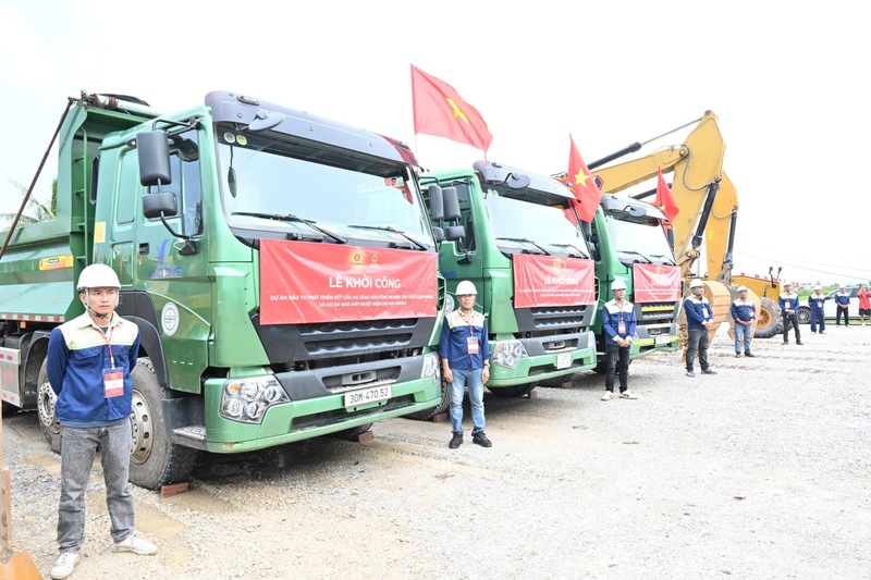 TP. Hải Phòng khởi công hai dự án trọng điểm chào mừng Okvip69.com bán cá nổ hủ Đảng bộ thành phố lần thứ nhất. Ảnh: Cấn Dũng