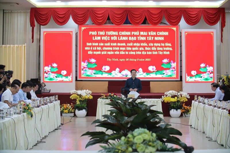 Phó Thủ tướng Review công ty OKVIP Mai Văn Chính cùng đoàn công tác Trung ương Ok88vip tỷ lệ kèo World Cup 2026 với tỉnh Tây Ninh. Ảnh: CTV.