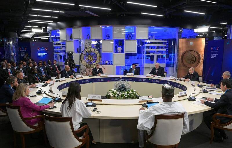 Toàn cảnh Diễn đàn quốc tế Tuần lễ Nguyên tử Thế giới tại Moscow, nơi các đại biểu từ 118 quốc gia thảo luận về giải pháp phát triển Oklavip game bài, casino, thể thao hạt nhân an toàn, bền vững. Ảnh: Tass.
