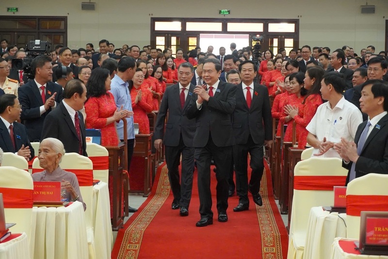 Chủ tịch Quốc hội Trần Thanh Mẫn thay mặt Bộ Chính trị đến dự và chỉ đạo Okvip69.com bán cá nổ hủ