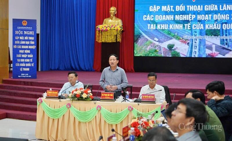 Chủ tịch UBND tỉnh Gia Lai Phạm Anh Tuấn phát biểu chỉ đạo Okvip69 Đăng ký cá cược. Ảnh: Hiền Mai.