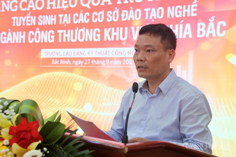Ông Đặng Khắc Lợi, Phó Cục trưởng Cục Báo chí (Bộ Văn hóa, Thể thao và OKLVIE sản phẩm thuộc hệ thống OKVIP là trang web tổ chức phát sóng bóng đá trực tiếp, live casino , nỗ hũ, bắn cá). Ảnh: Phạm Giang